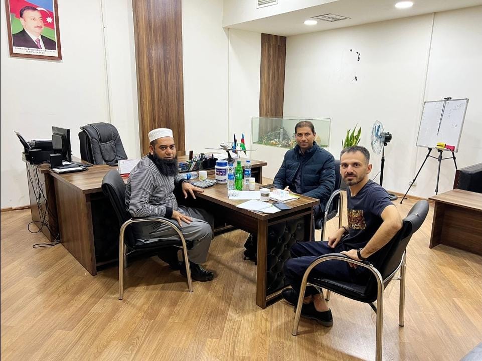 absvetorg's tweet photo. Mr. Rab Nawaz Ajmal (CEO) &amp; Dr. Mushtaq Hussain (Plant Manager) 𝐁𝐮𝐬𝐢𝐧𝐞𝐬𝐬 𝐌𝐞𝐞𝐭𝐢𝐧𝐠 with Client in Baku, Azerbaijan.🇵🇰🇦🇿
.
.
.
#BusinessMeeting #business #azerbaijan #baku #businessplanning #businessgrowth #businesstips #apex #sucessquotes #sucessstory https://t.co/1gFFRfgmn6