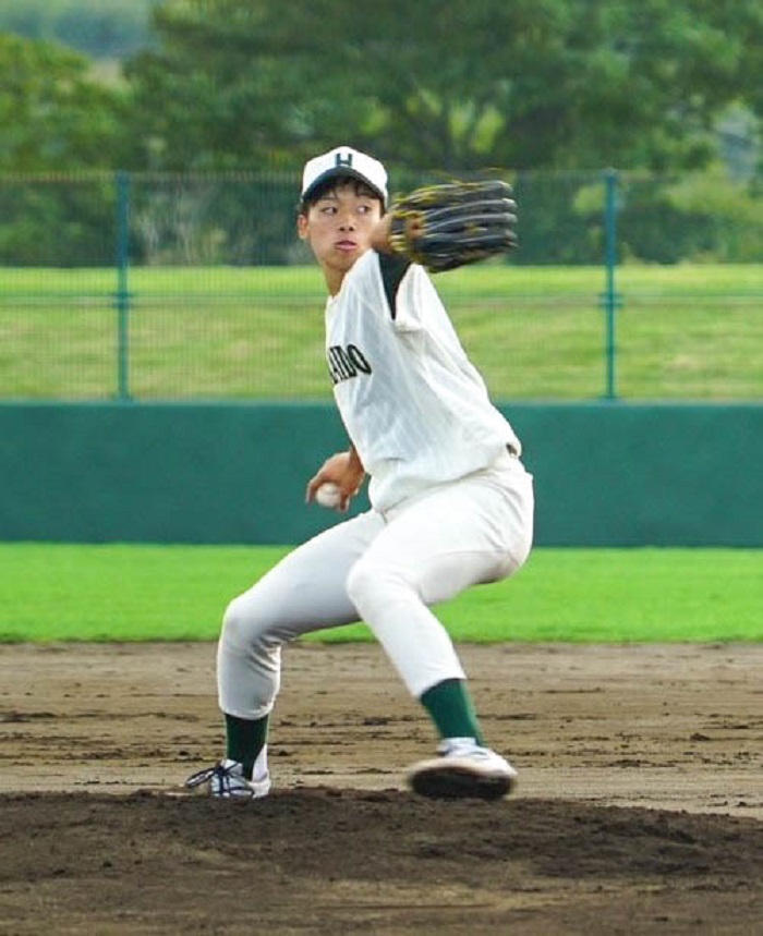 HokkaidoUnivPR's tweet photo. 【お知らせ】
法学部4年の宮澤太成さんが埼玉西武ライオンズからドラフト5巡目で指名されました！

詳細はこちら
https://t.co/XFNMGpunNm

#北海道大学 #北大 #ドラフト https://t.co/0LcjcCzC0s