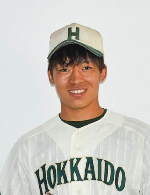 HokkaidoUnivPR's tweet photo. 【お知らせ】
法学部4年の宮澤太成さんが埼玉西武ライオンズからドラフト5巡目で指名されました！

詳細はこちら
https://t.co/XFNMGpunNm

#北海道大学 #北大 #ドラフト https://t.co/0LcjcCzC0s