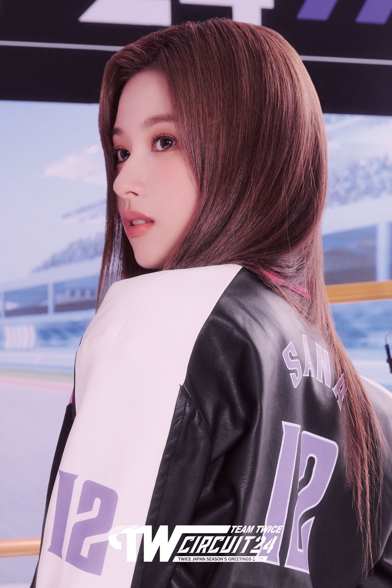 TWICE JAPAN SEASON’S GREETINGS 2024 “Circuit24” PRE-ORDER🏁 10.13(金) 12:00～11.5(日) 23:59 #SANA 詳細はこちら▼ twicejapan.com/news/detail/13… #TWICE #TWICE_Circuit24