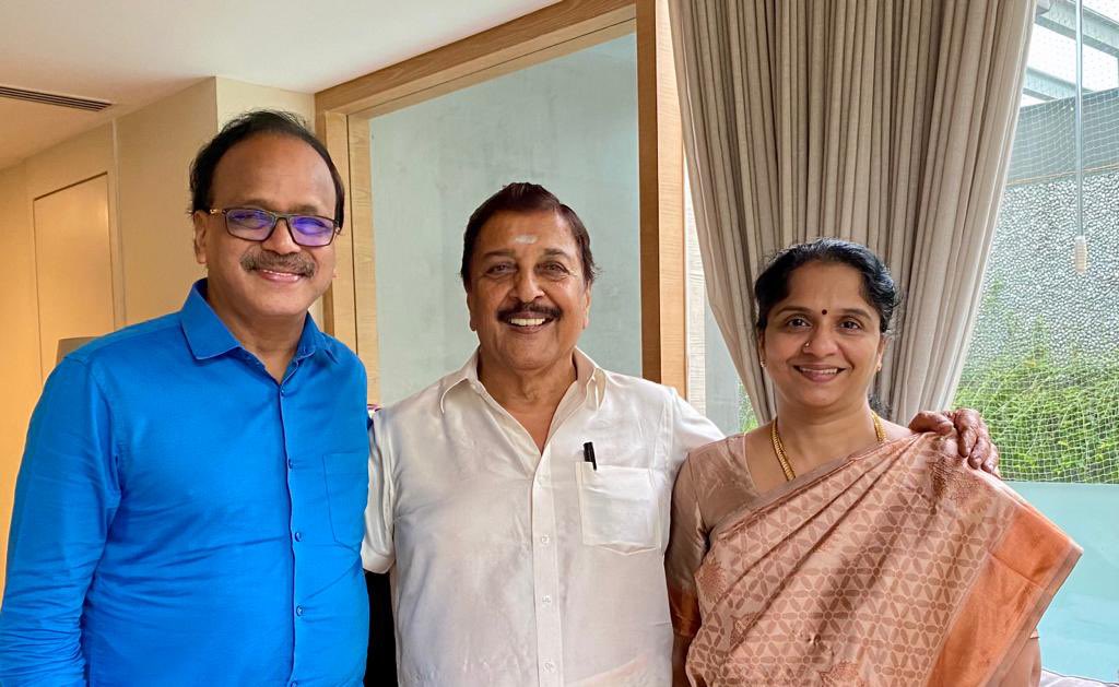 G Dhananjeyan (@dhananjayang) on Twitter photo Happy Birthday to my Guru & inspiration for life, Legend #Sivakumar sir. Just met him with <a href="/lalithagd/">D LALITHAA</a> and took his blessings 💐💐💐 Happy Birthday to my Guru & inspiration for life, Legend #Sivakumar sir. Just met him with <a href="/lalithagd/">D LALITHAA</a> and took his blessings 💐💐💐