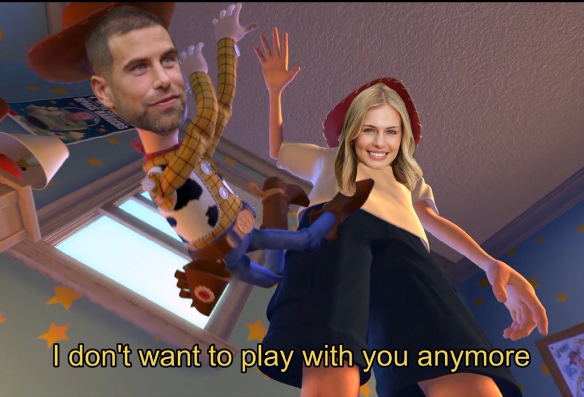 BIPCommenter's tweet image. Jess the moment she’s given an out to explore other people #bachelorinparadise