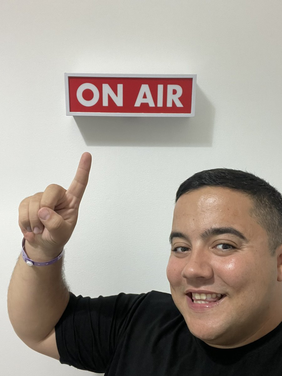 Elkaleh's tweet image. G to the M
Happy Friday you filthy animals - yes that’s right, we are getting closer and closer to Christmas! 

I’m looking for a new charity to support this December to donate towards! Any ideas, let me know! 

Have a great day all!