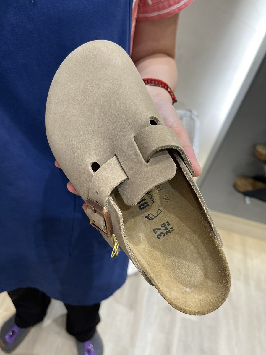 haohao_pre's tweet photo. ยังรับพรีรองเท้า birkenstock อยู่นะคะ ใครสนใจสองถามได้ค่ะ 😊 (boston/zurich ก็ยังพอมีน้า)

#รับพรีไต้หวัน #รับพรีรองเท้า #รองเท้าbirken #birkenstock #รองเท้า #พรีออเดอร์ https://t.co/MJIyNI0idl