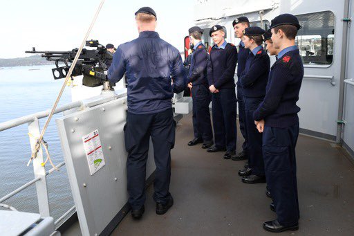 Yesterday HMS SCOTT was delighted to host the First Sea Lord’s Sea Cadets. They were able to experience life on board and witnessed a number of training serials, as well as getting some practice in themselves! #GreatScott theseacadetmagazine.org/meet-the-first….