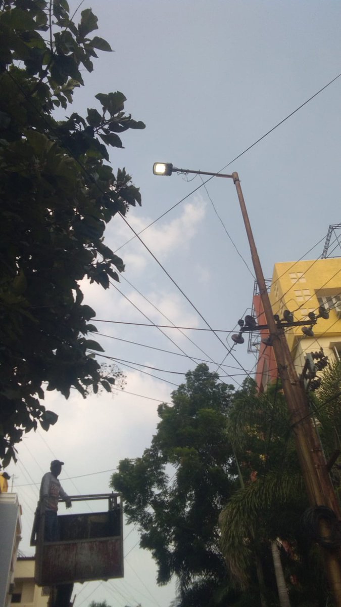 AngothChandras2's tweet photo. @KiMoJiRa @GHMCOnline @ZC_LBNagar @CommissionrGHMC @GadwalvijayaTRS Rectified sir https://t.co/L1SqmEITsF