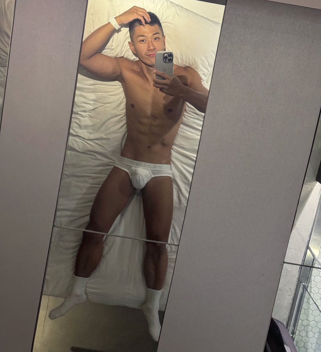 skywu0326's tweet photo. 第21屆臺灣同志遊行 Taiwan LGBT+ Pride🌈
你準備好了嗎？！抵達西門町。
喝酒！派對！美食！樣樣都來

「與多元同行　Stand with Diversity」）

🙏生活可將就也可以講究🙏

#與多元同行 #StandwithDiversity #臺灣同志遊行 #TaiwanLGBTplusPride #TaiwanPrideMonth
#ootd #ootdfashion #西裝 #職男 https://t.co/3PhyNucNe1