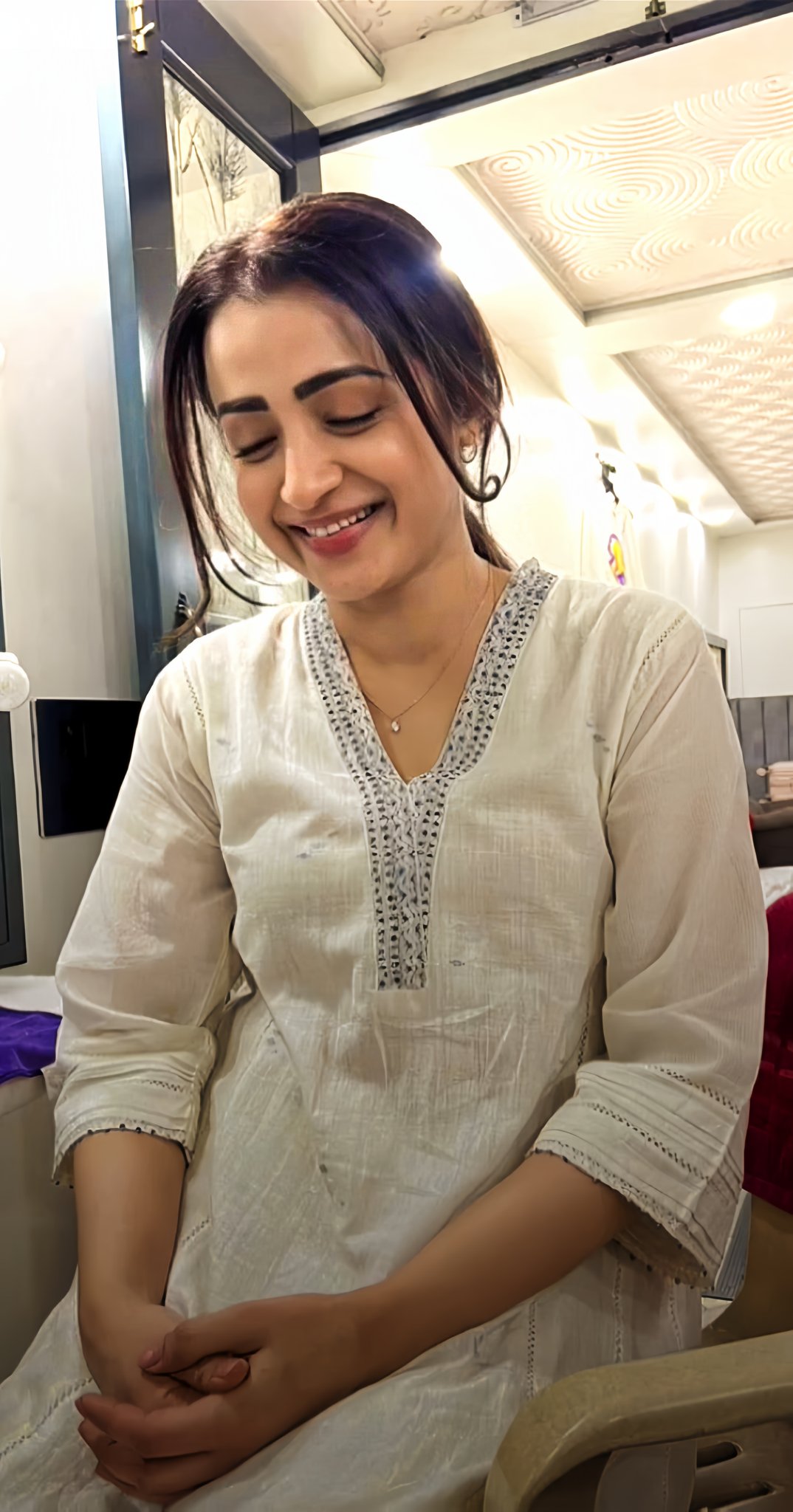 F9bMu0hWEAAZw70?format=jpg&name=large