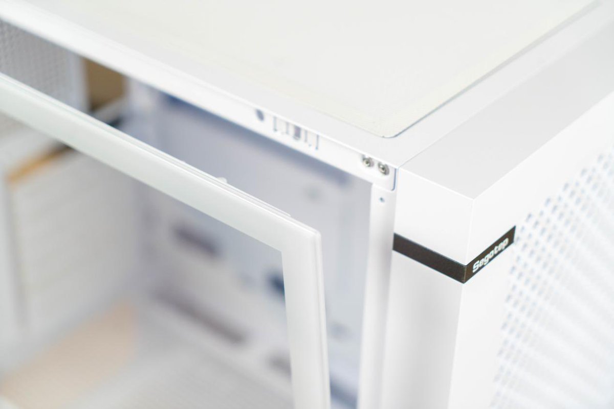 SegotepTech's tweet photo. To sum up the features for Endura 1 pc case: Wide, White, Wondrous
#widePCcase #widebodiedCase #pcBuild #PCsetup #gamingCase #gamerSetup #midTowerCase #pcSetup #Colorful https://t.co/lbVZibIc3F