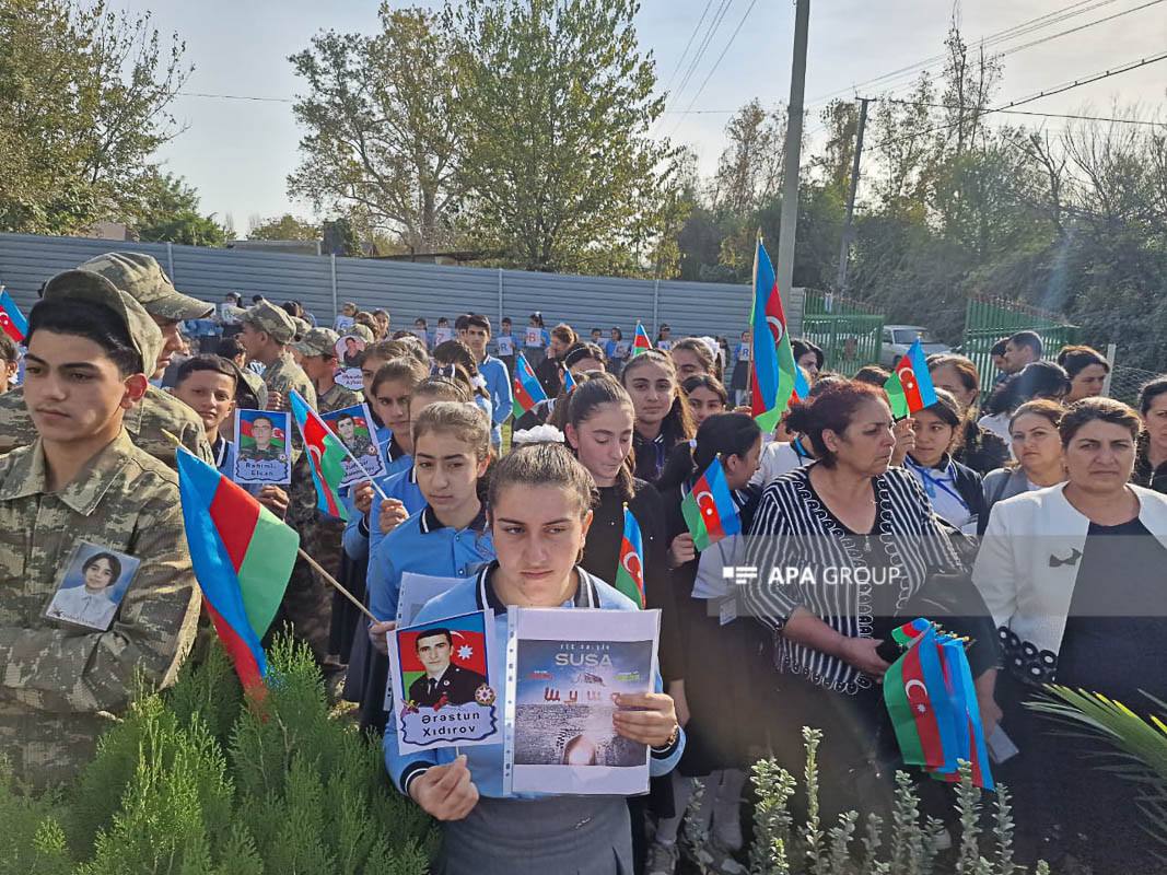 _Elmir_S's tweet photo. 🇦🇿🥀Bərdədə erməni terrorunun qurbanları anılıb
#BardaTerror #Barda #RememberBarda #ArmenianWarCrimes https://t.co/gfxtaGchit