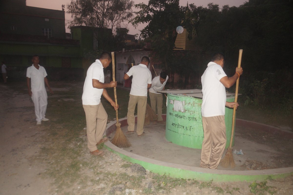 SSBSHQPURNEA's tweet photo. Clean spaces uplift your spirits,help you concentrate better, and bring tranquility. Embrace the serene beauty of cleanliness for a healthier, happier you,thus SHQ Purnea Organised the same on 24/10/23 to 26/10/2023 #PositiveVibes #SpecialCampaign3 #FitnessMotivation @SSB_INDIA https://t.co/i0SLgsgrF6