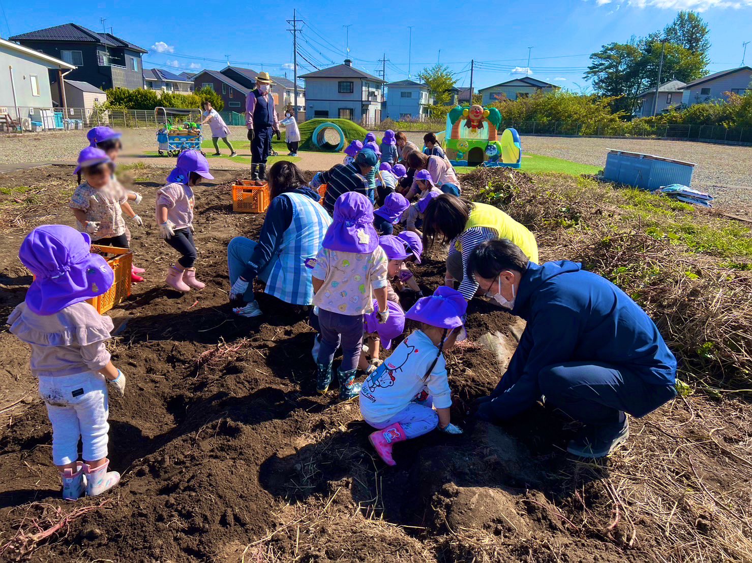 認定こども園 マロニエ 幼稚園 制服