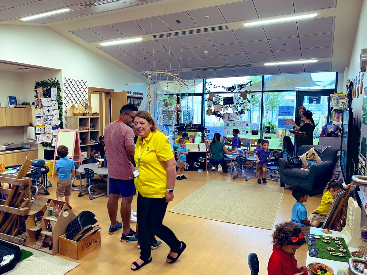 Here <a href="/ArborDubai/">The Arbor School</a>💚, opening our doors to our #community🤝 is a part of who we are and that #parentalengagement👨‍👩‍👧‍👦 is paramount to our week. Our <a href="/ArborFoundation/">Foundation Stage 1 | The Arbor School</a>💚 ‘#WeektoShine💫’ is just one of those special moments that instill me with #warmth🥰 and #smiles😊 this week. 🙏🏼🌿🏆