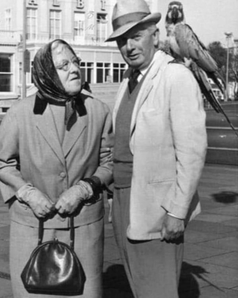 Margaret Rutherford tweet media