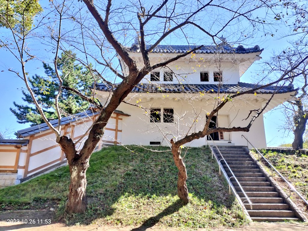 jcn6tt5's tweet photo. 🏯土浦城
(茨城県土浦市)
東西2か所の櫓が復元されたとのこと。
天守は造られなかったそうです。

#土浦城
#土浦市 https://t.co/lERjEEg9Rs