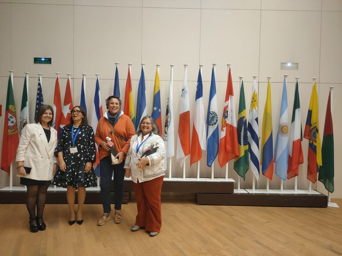 Mesa Redonda 5: “Liderazgo, gestión y competencia política de las enfermeras/os”
Modera: Dra. Maria da Conceição Saraiva da Silva Costa Bento. Portugal

1.- Dra. Concha Zaforteza Lallemand. España
2.- Prof. Mercedes Pérez Echetto. Uruguay
3.- Mg. Claudia Leija Hernández. México