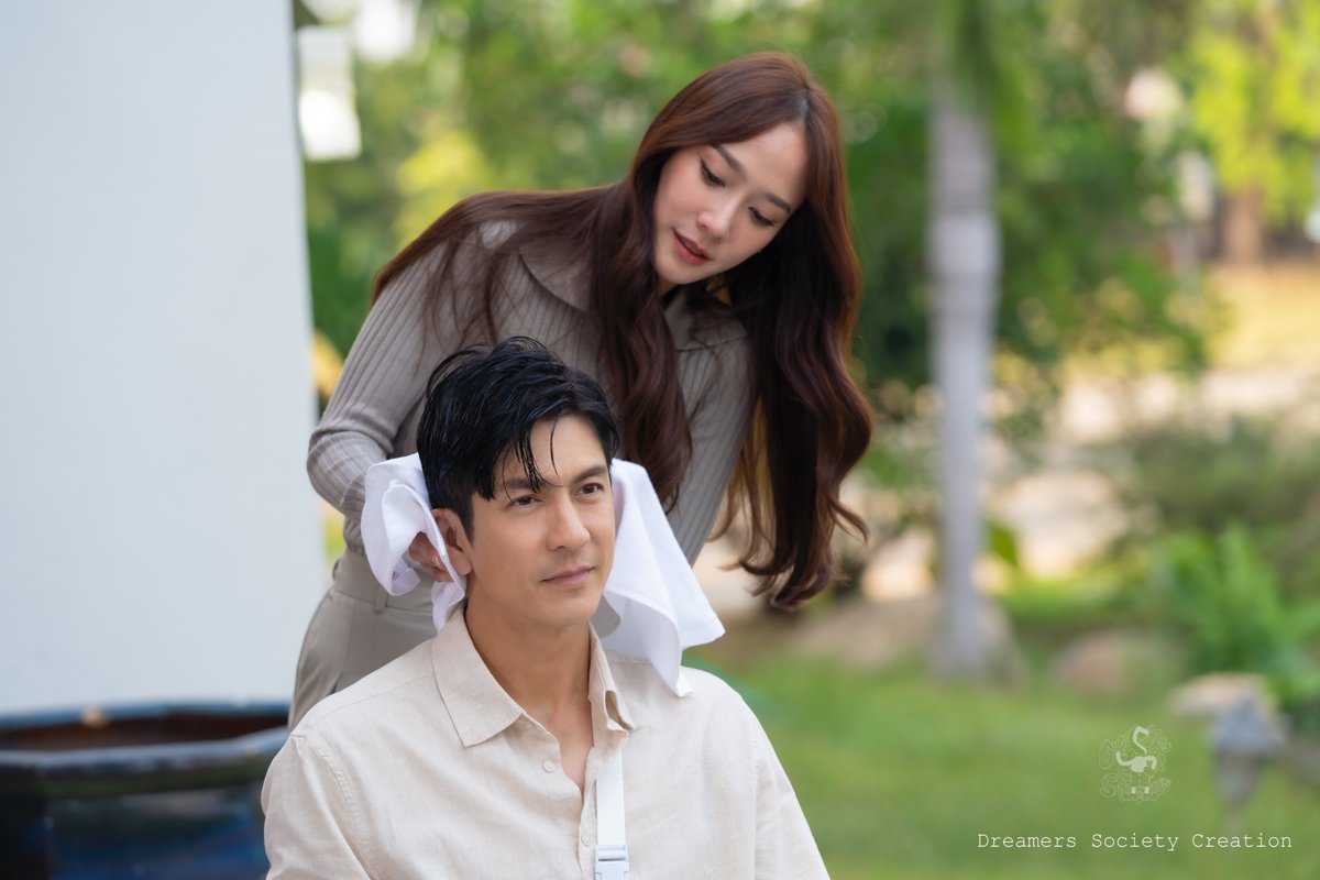 dreamerstv_th's tweet image. 📸เก็บตกภาพบรรยากาศ #ลมพัดผ่านดาวEP30 งานนี้มีหลากหลายเรื่องราวและอารมณ์ 

ใครพลาดสามารถดูย้อนหลังทุกตอนได้ทาง #BUGABOOTV 

#Ch7HDDramaSociety
#DreamersSocietyCreation