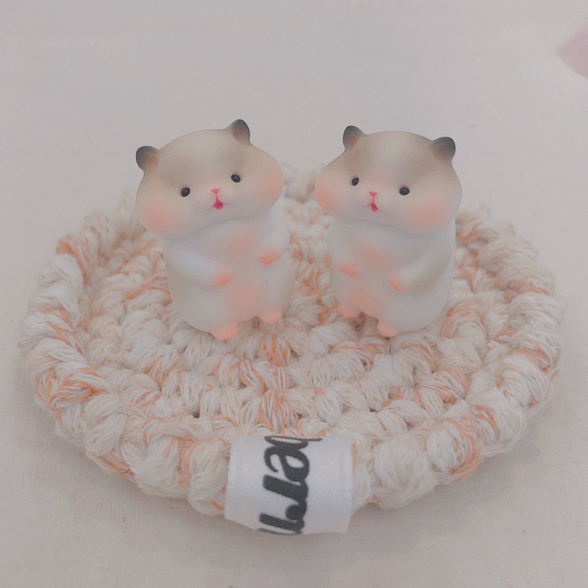 신작 헤테르 빵빵 하몽이 베른에 입고해두었습니다🐹
토, 일 열려있어요 
놀러오세요
❣️ 서울시 성동구 천호대로 168가길 51 ❣️