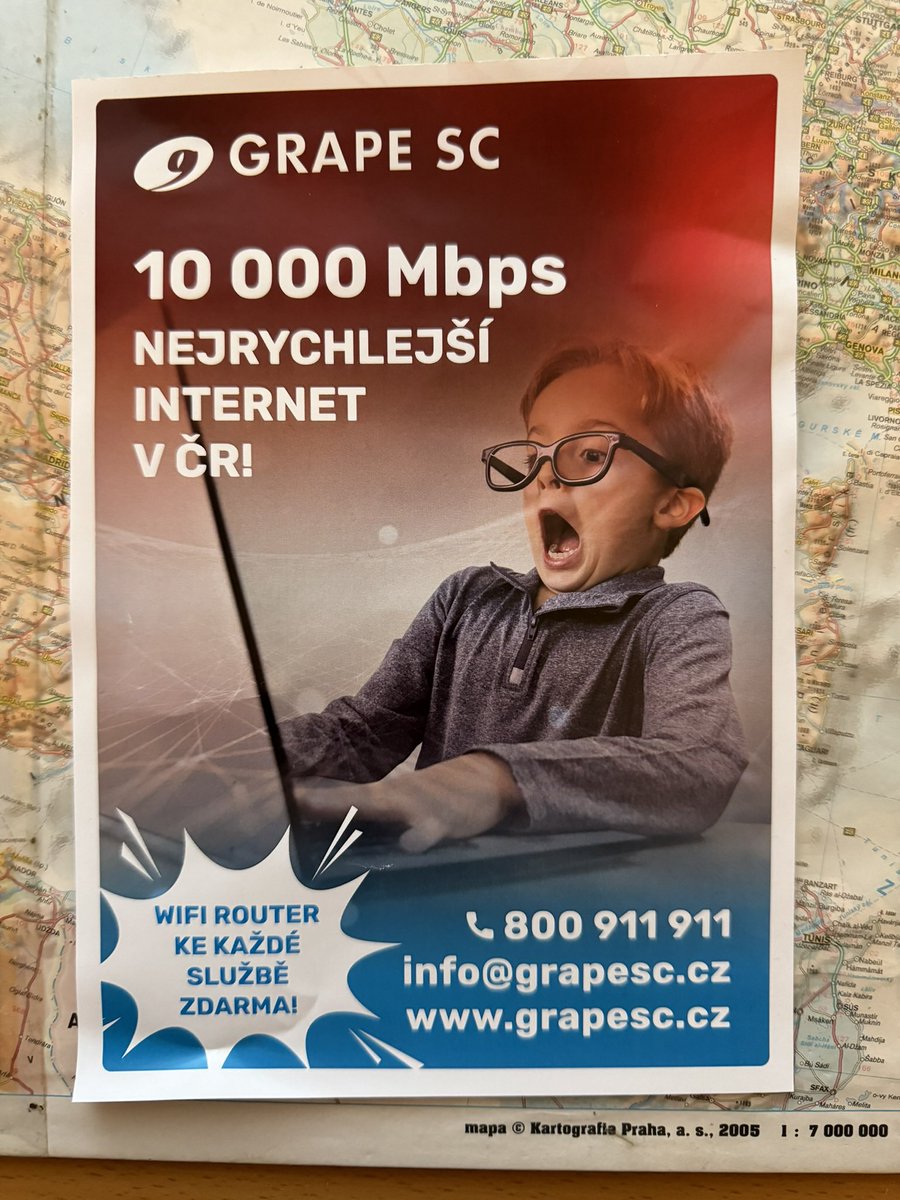 tenDivnej's tweet photo. V Praze je leckde člověk rád, když má aspoň DSL schopné přehrát Netflix ve vysokém rozlišení, ale v regionech se s tím neserou. 😁 #GrapeSC https://t.co/QAszd1W8w3