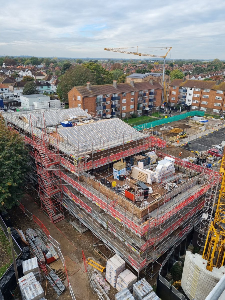 Progress shot of our project in Hounslow for <a href="/WatesGroup/">Wates Group</a> residential. Block A in the distance has been complete, we're now moving on to Block B. This is a mix of hotmelt, felt from <a href="/SopremaUK/">Soprema UK</a>, with tiled roofing and PV installation. #Roofing #solarpower