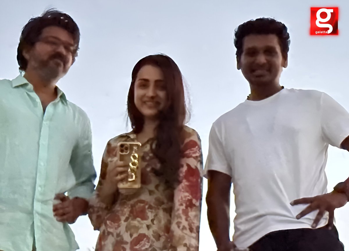 galattadotcom's tweet photo. Tremendous trio from the sets of #Leo ❤️

#Thalapathy @actorvijay @trishtrashers @Dir_Lokesh #ThalapathyVijay #Trisha #LokeshKanagaraj #LCU #Galatta https://t.co/YioHTasei7