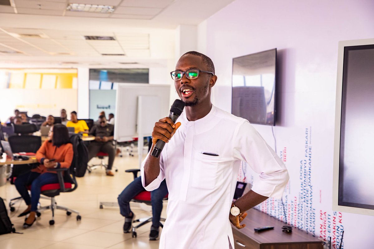 mosesseuz's tweet photo. Spreading the gospel with the team @AFEXNigeria https://t.co/atsm38m3MP