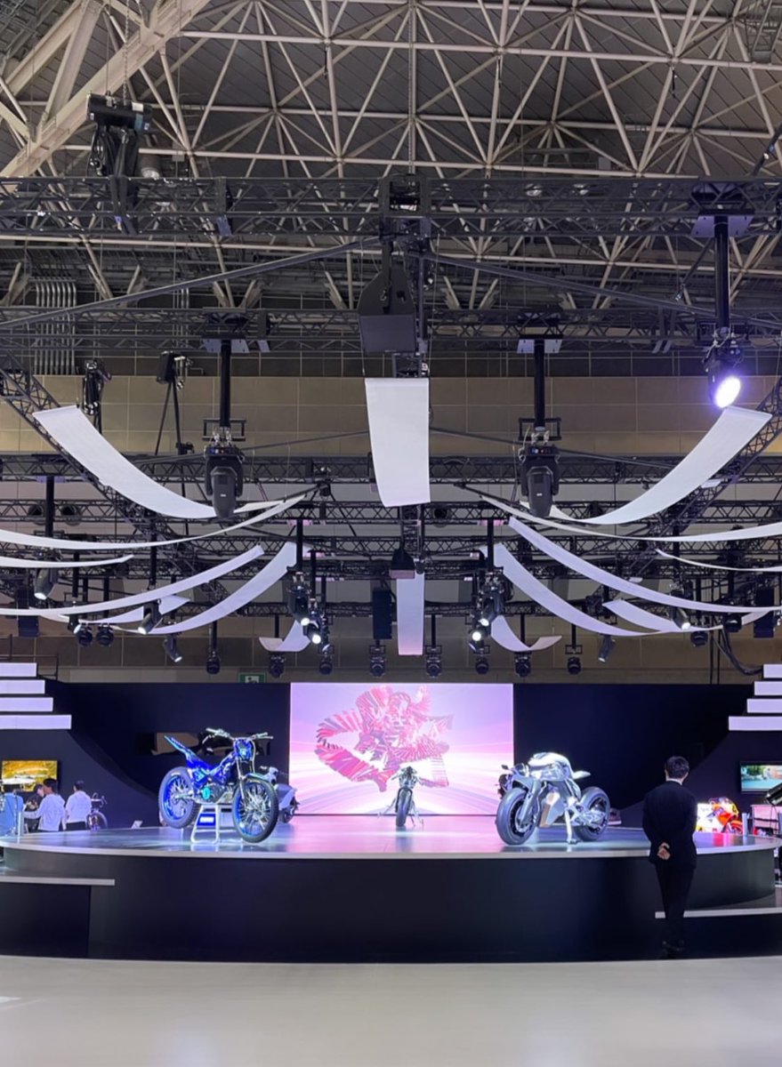 yuriBochaaan's tweet photo. 10/26〜11/5
Japan Mobility Show 2023  
YAMAHAブースにて
ダンサー出演しています。

28日〜
一般公開スタートします！
是非観に来てくださいっっ

※高校生以下は無料
#JapanMoblityShow  #ジャパンモビリティショー #YAMAHA #ヤマハ 
https://t.co/5e447EOHxb @yamaha_bike https://t.co/pw3ExYEYUH