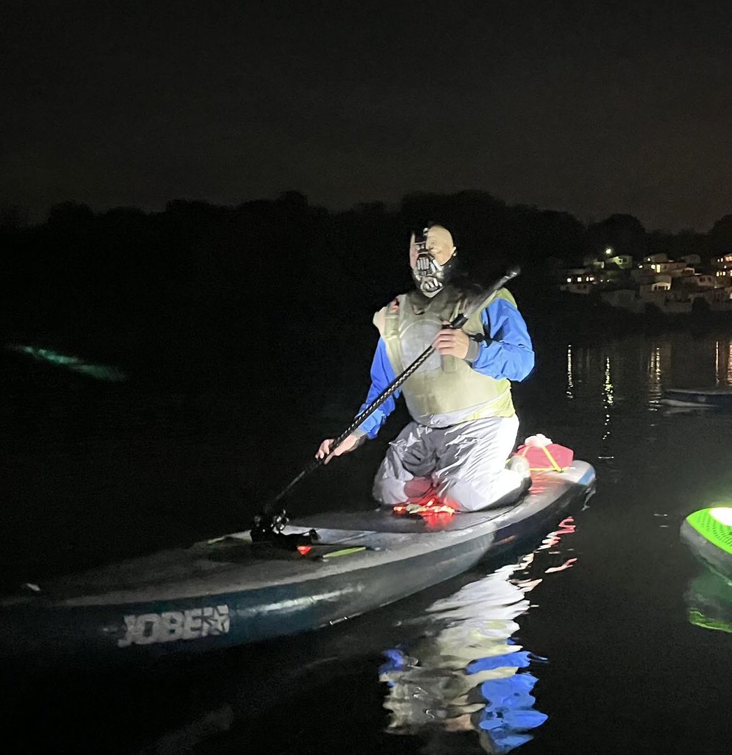 Halloween paddle with @MidCheshireSUP #Bain out on the water great evening of laughter and banter out on the #RiverWeaver and #Flashes #LifesForLiving