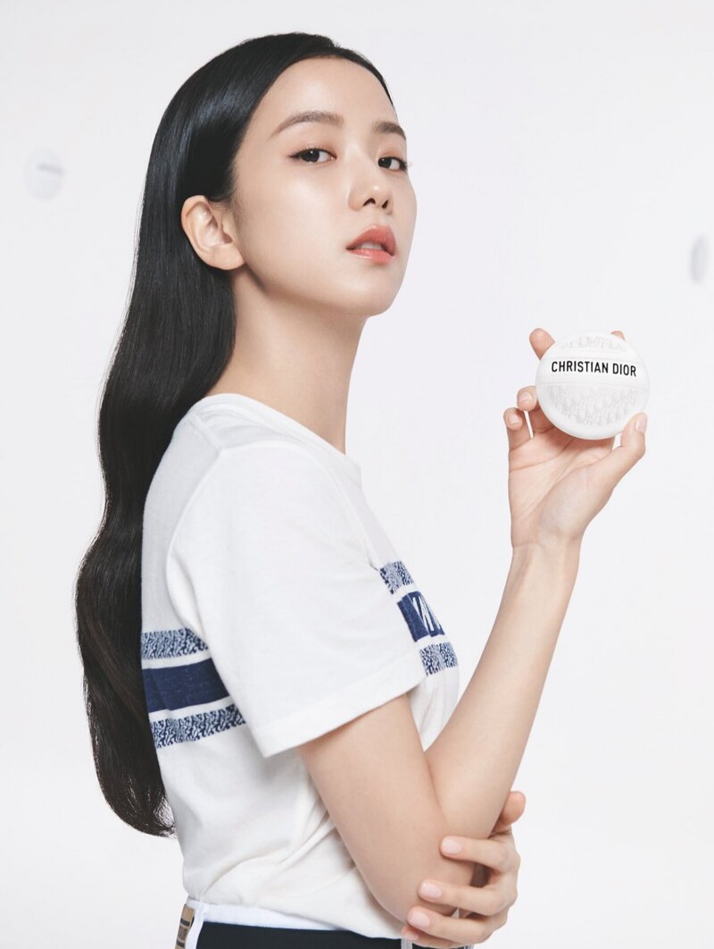 Jisoo-endorsed products are listed as two of the three 'K' products that consumers excited about in 2023

1. #DiorAddict Lip Glow 031 —This global best-selling item is inspired by the beauty of Dior global ambassador #JISOO
2. #DiorLeBaume —It has become a 'must-have beauty icon'