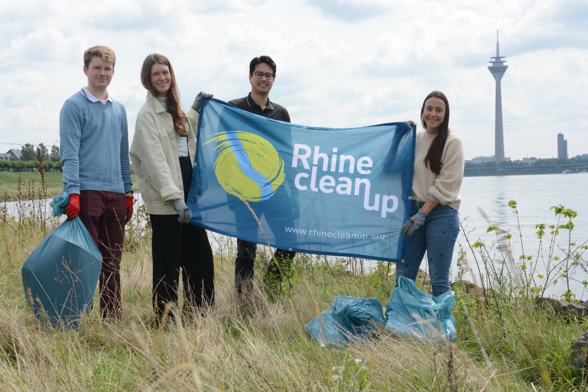 mcgc_jp's tweet photo. MCEでは毎年、ライン川岸からゴミを撤去する取り組み「The Rhine Cleanup」にボランティアとして参加しています。

これは地域社会との協力の証でもあり、未来の世代のために自然環境を保護することの重要性を示す活動です。

#VisitMCG https://t.co/BQMo0W7bcF