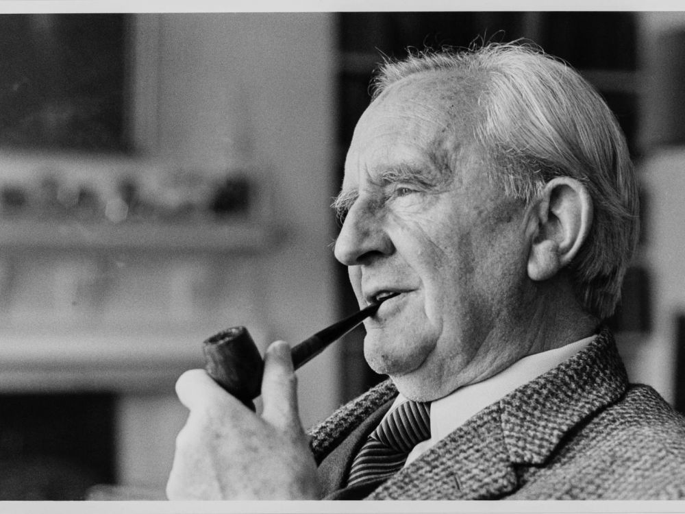 Si te gusta Tolkien y la Tierra Media, sólo te pido tres minutos de tu tiempo para responder a este cuestionario anónimo sobre Tolkien y los medios de comunicación españoles. 
Es para una charla que daré en la Estelcon <a href="/Cormallen2023/">Cormallen 2023</a> de la <a href="/SocTolkien/">S.Tolkien Española</a> 

forms.gle/k9RbPwCwHhuM6z…