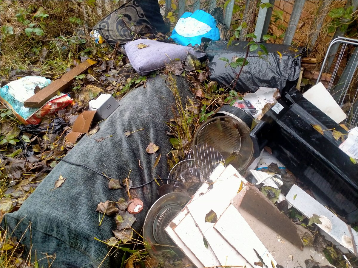 🌧️ Cold, soaked and lonely, our outreach team found a young man sleeping here.

After first making contact last Friday, our team began journeying with him out of homelessness and to find accommodation.

Your support brings #hopenothomelessness. 💛

Basis: oasiscommunityhousing.org/basis/