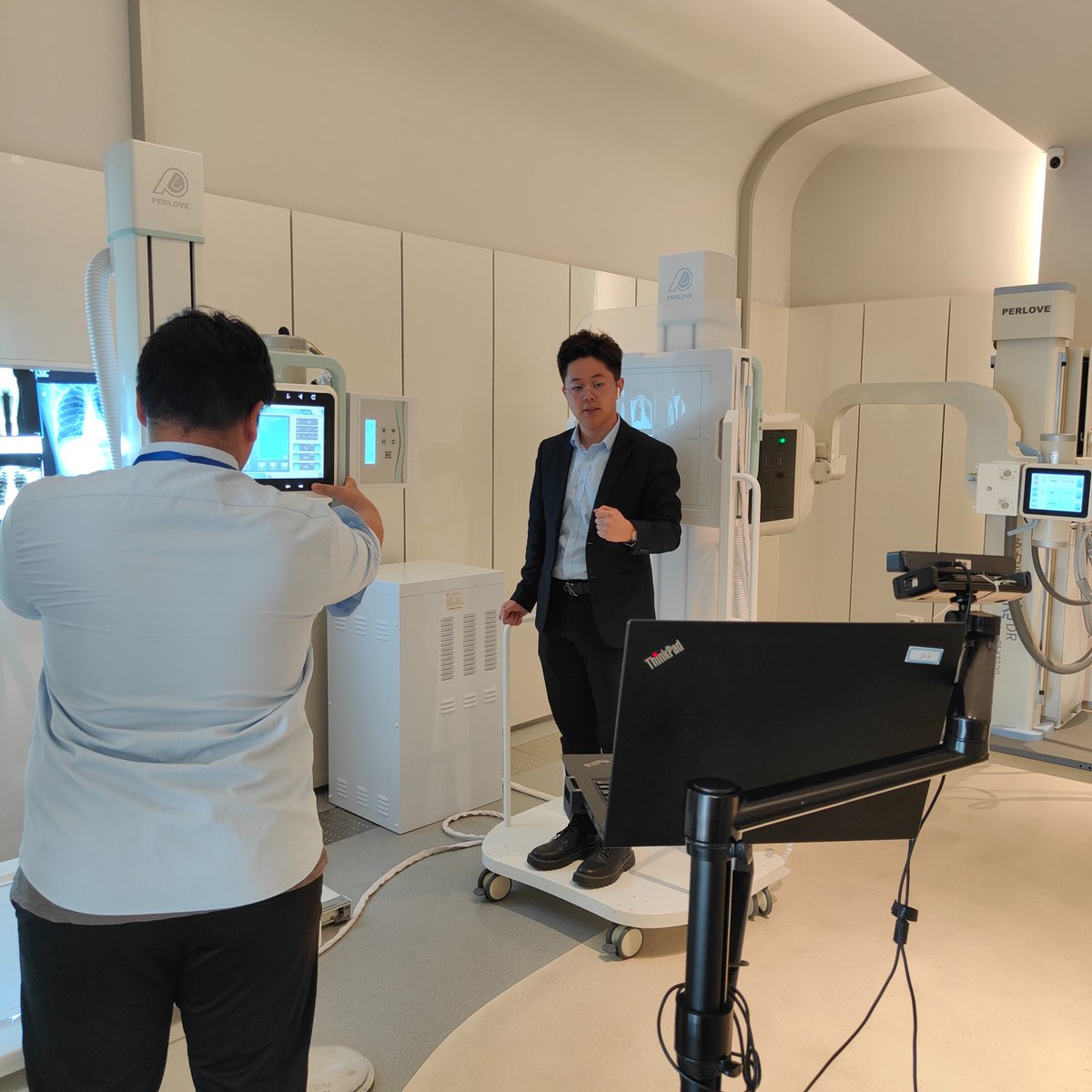 PerloveMedical's tweet image. Welcome to Perlove! 🌏  We invite customers from around the globe to explore our online showroom daily. We're truly grateful for the recognition from our valued clients! Thank you for choosing Perlove. 📷 #PerloveShowroom #ProfessionalEngineers #GlobalClients"