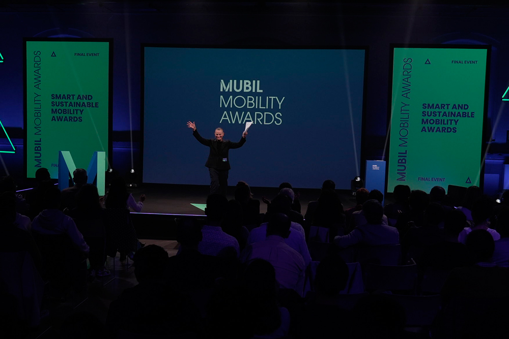 #Smobery y <a href="/Hoop_Carpool/">Hoop Carpool 🚙</a>  se imponen en los #MUBILMobilityAwards2023 gracias a sus revolucionarios proyectos en el campo de la #movilidad sostenible e inteligente
<a href="/mubil/">MUBIL</a> 
bit.ly/46KJMBb