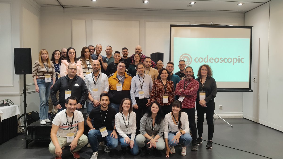 codeoscopic's tweet photo. Intensa jornada del equipo de soporte de Codeoscopic que estuvo trabajando para mejorar el servicio y ofrecer la mejor atención a nuestros clientes.

#GrupoCodeoscopic #equipo #teambuilding #tecnologia #soporte https://t.co/uA2c5ePbE5