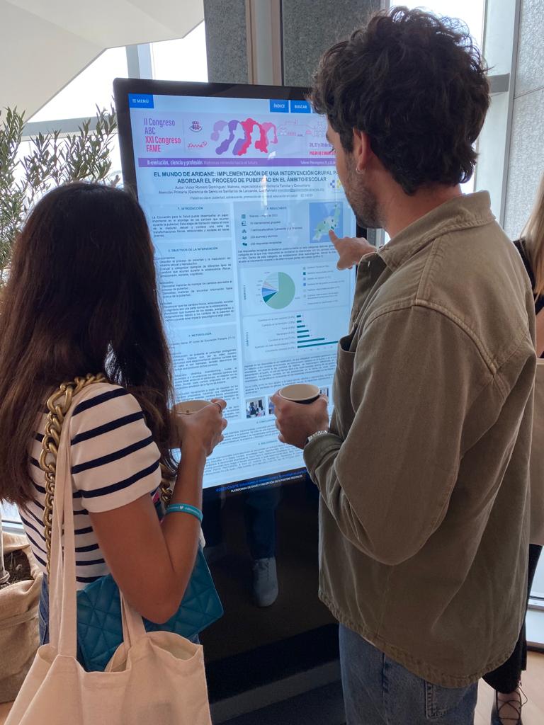 matronaconv's tweet photo. Y lo que más mola de los congresos: conocer lo de las demás compañeras y compartir lo tuyo 👐🏼
#FAME #SOYMATRONA #IICongresoABC2023 #XXICongresoFAME2023 @ComaresB @fame_matronas https://t.co/p4Q8bMJPMw