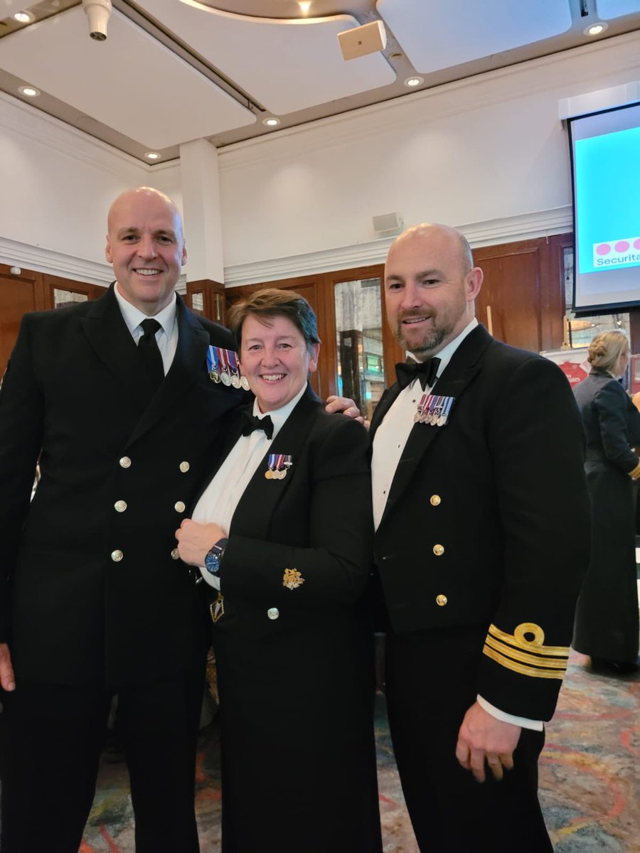 Congrats to PO Tiny Smyth for securing second place in the Veterans 'Reservist of the Year' Award! 🥈 A well-deserved recognition for your exceptional contributions! BZ, Tiny! We're immensely proud and grateful for your dedication to the Unit 👏 #RNRNI #awardseason