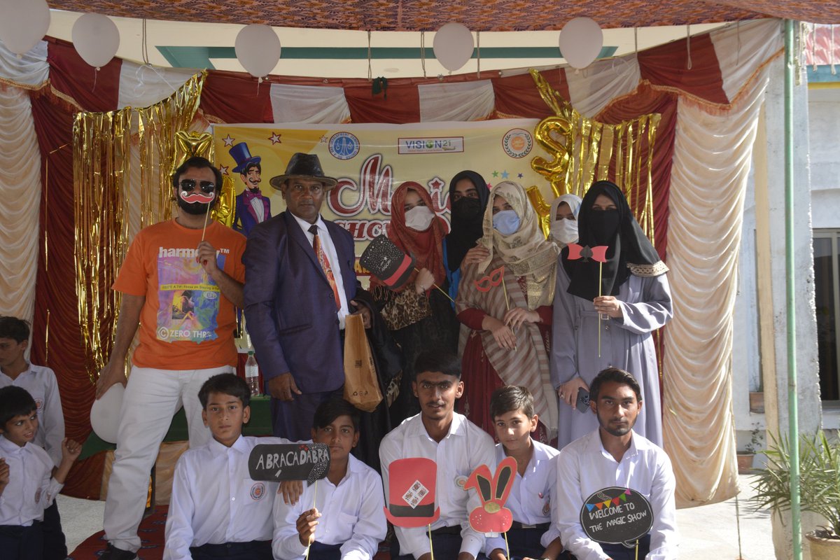 SLP_Vision21's tweet photo. Happy atmosphere after a magic show.

Mashal E Elm School is a collaborative project by Vision21 Foundation and OGDCL.

#slp #vision21 #v21 #mashaleelm #slp #speed #ogdcl #slpvision #egaging #ogdcl #magician #magicshow https://t.co/e9gS5LUbTU