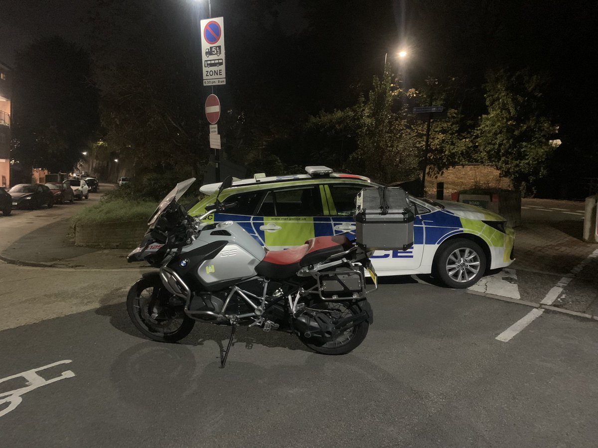 (599) Stolen Bmw GS 1250 adventure taken from Brentford Hounslow London last night. We recovered it within 20 minutes. We had to wake the owner up to tell him his bike had been taken. But he was so happy to get it back. Sadly that’s the fourth time he’s had a bike stolen. ☹️