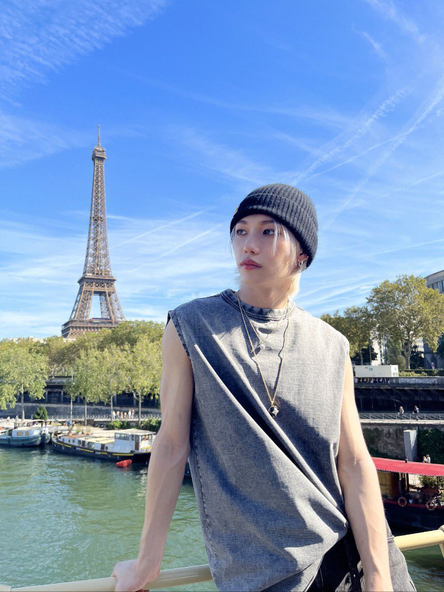 BblSkz's tweet photo. FELIX🐥💭

[Foto x4] https://t.co/5O9lp7Y5QX