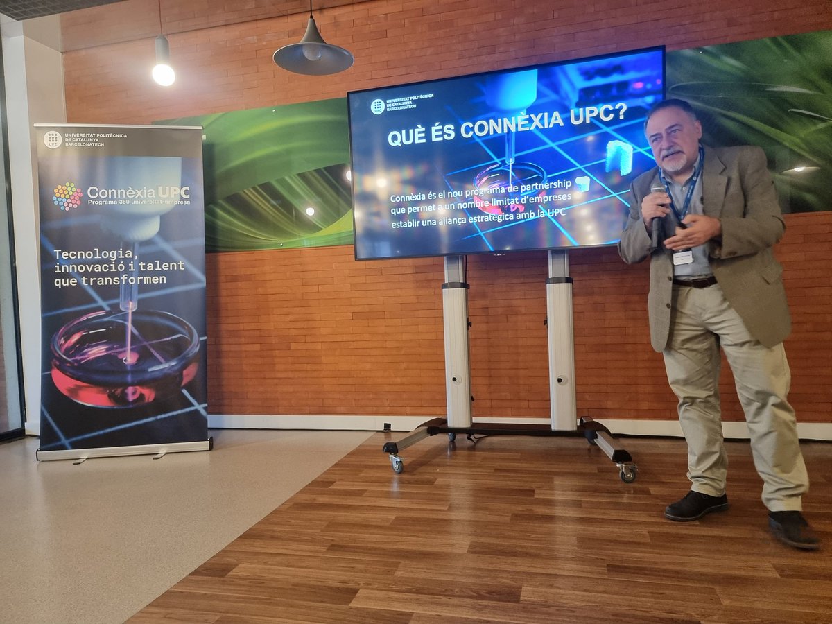 MGG_2012's tweet photo. Estem d'enhorabona a @la_UPC iniciem el programa #Connèxia_UPC focus #TransferènciaTecnologica bidireccional 100% #Talent #Innovació #oberta #recerca #Viatgesempresarialsencompanyia #nousmodelsrelacionals #sXXI #ConsellSocial #som-#hi pioneers: @SchneiderES #fractus anem sumant https://t.co/KRxPeyxtGa
