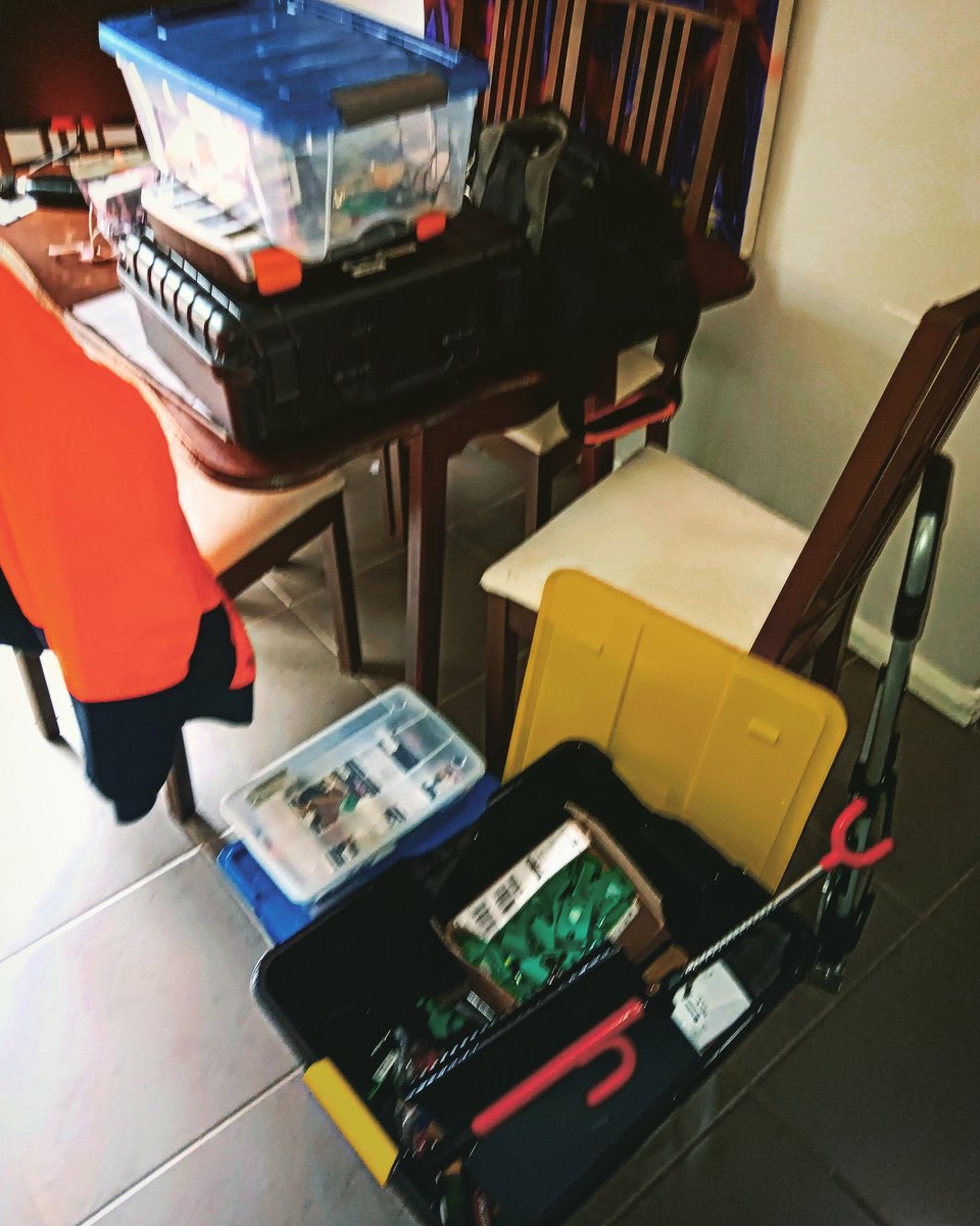 Yes I'm still around. Haven't posted in a long time due to being busy. Was teaching a class last Monday of 200 students about physical entry methods and stuff. Was fantastic. 
#DALP #KeepItBloodyLegal #Training #Physicalentrymethods #LockPicking