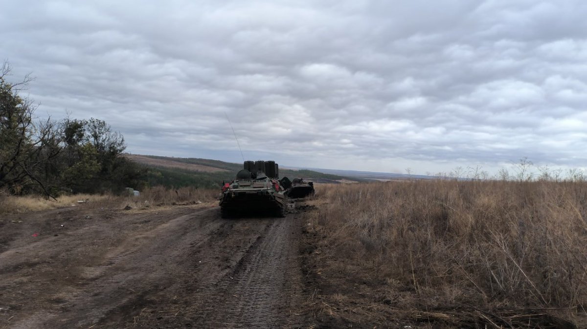 wildwildmapper's tweet photo. Destroyed RU BTR-80 and demaged RU BTR-80
48.215711, 37.765964
48.215764, 37.766131
https://t.co/bP6kW2WNGH https://t.co/EU21gh3uN0