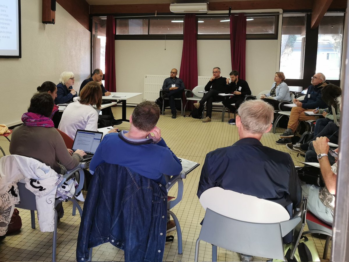ProgrammeTETRAE's tweet photo. Transition des systèmes de culture et d'élevage, transition des systèmes alimentaires en territoire et gestion durable des bioressources : 3 grands axes et 3 groupes thématiques transversaux interrégionaux qui animeront la vie de TETRAE. Premiers échanges ce matin
#TETRAE #INRAE https://t.co/dPW386IJQC