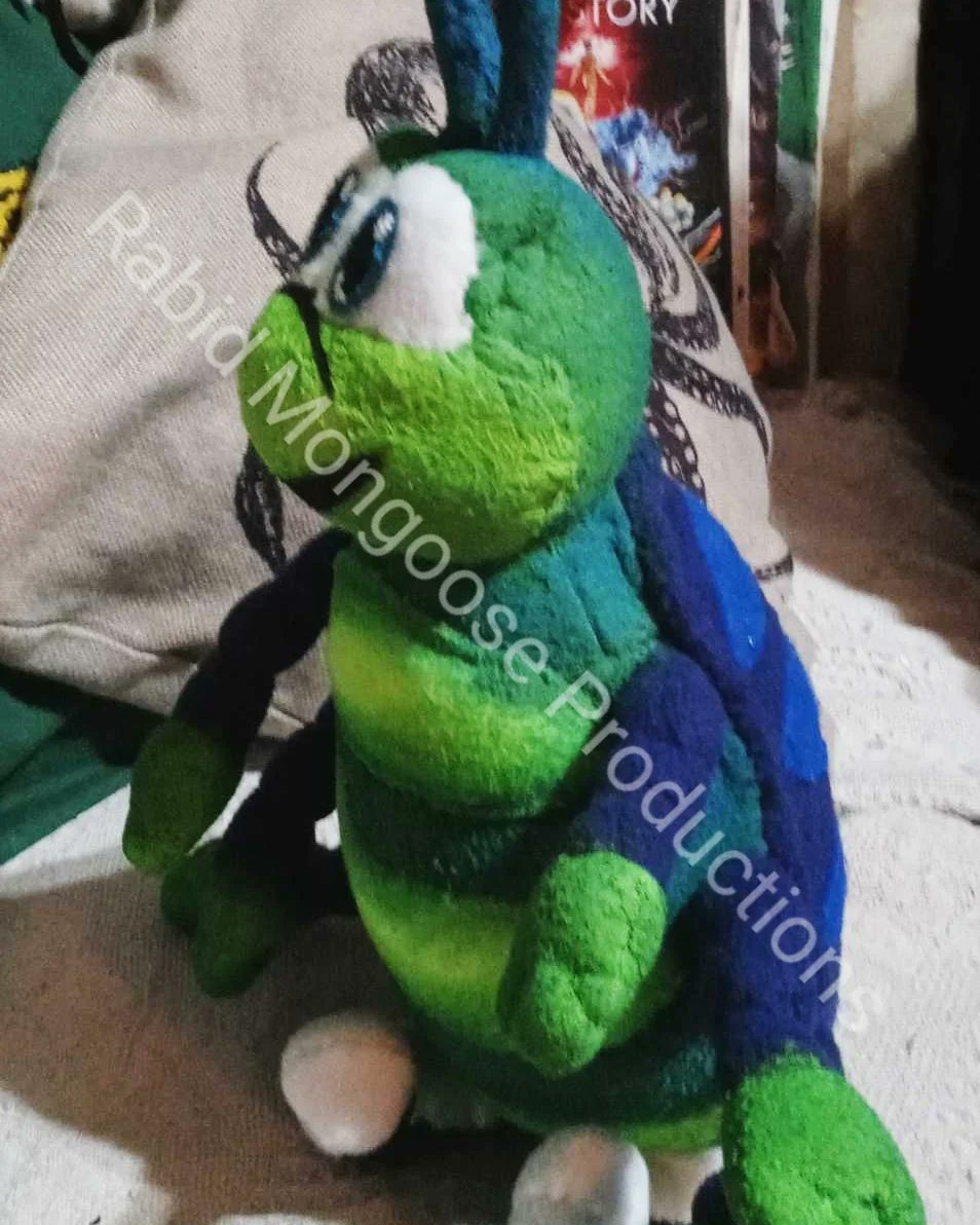 plushiewizard's tweet photo. @Nintendrew_ I recently got a commision to make a plushie from this game. I tried to keep it as legit as possible. Howd I do? #Bugdom #plushiemaker https://t.co/BWe1SFCCq3