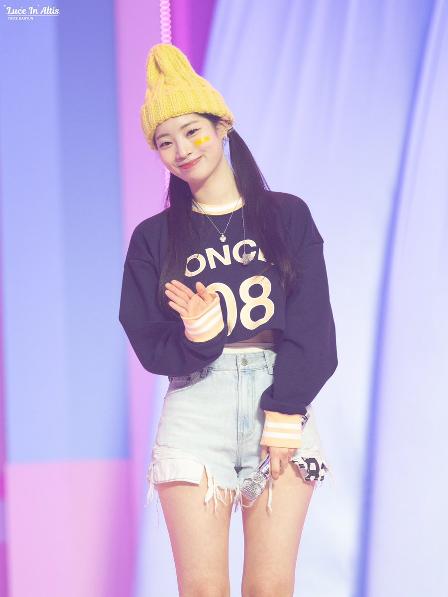 DoooooooVJ's tweet photo. 231021 트와이스 팬미팅 다현

#트와이스 #TWICE #다현 #DAHYUN #ダヒョン https://t.co/ZgFZ0wZhjK