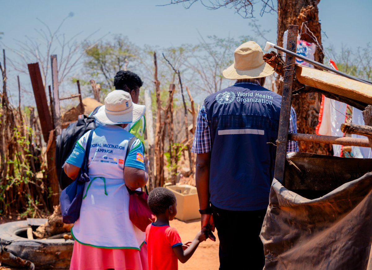 WHO_Zimbabwe's tweet image. #Polio anywhere is a threat everywhere, and continued support is critical for achieving and maintaining optimal immunization coverage and sensitive surveillance to protect children from this preventable disease.

#MakePolioHistory
#EveryLastChild
#VaccinesWork