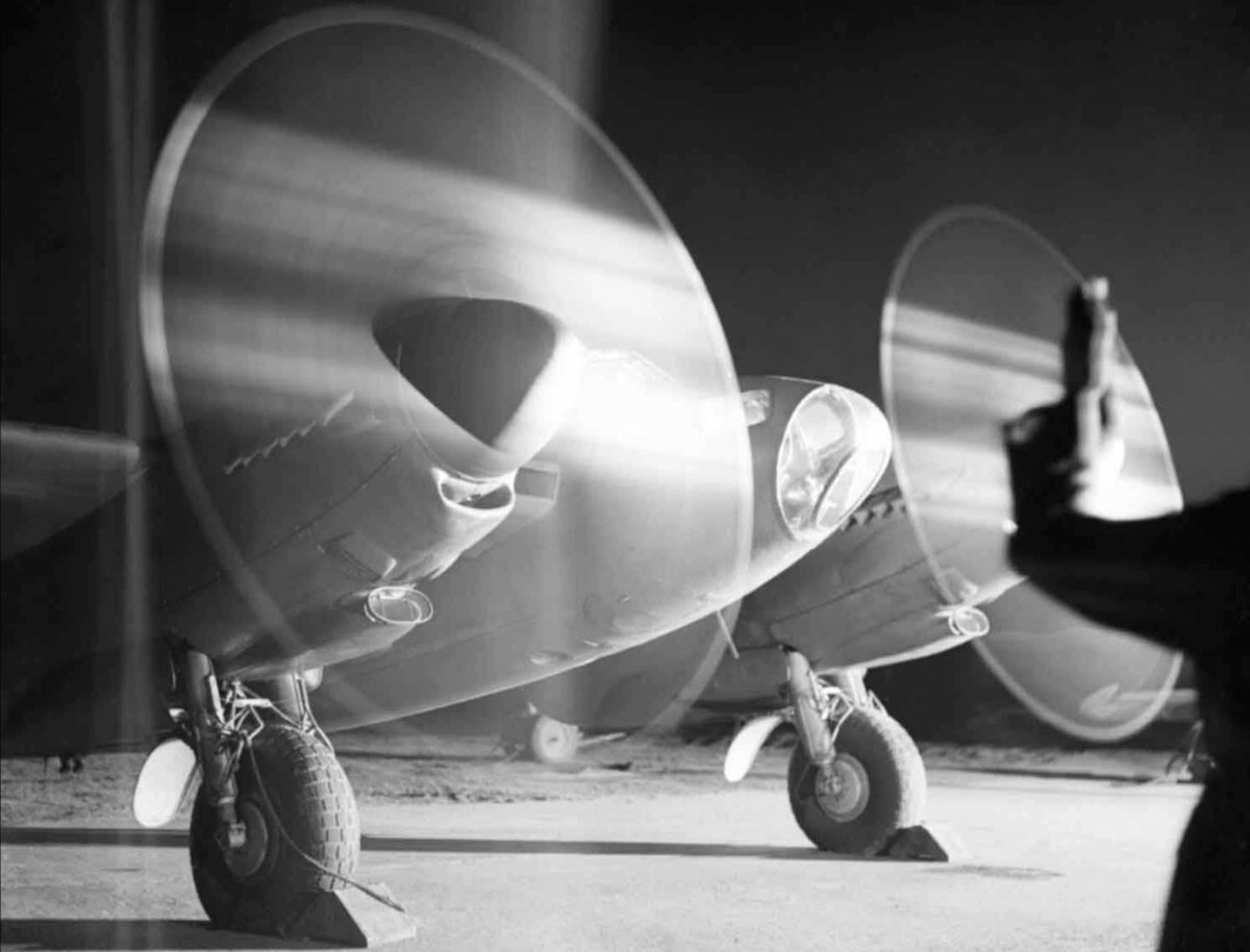 PeoplesMosquito's tweet photo. Ensure you open tonight's newsletter for important news on what's happening during November. If you have yet to receive your copy, sign up from our website. *AN ANNOUNCEMENT NOT TO BE MISSED!* #dehavillandmosquito #MosquitoBook #ukbuild #ww2 #aviation #aviationlovers #europe https://t.co/G6laQKHSHB