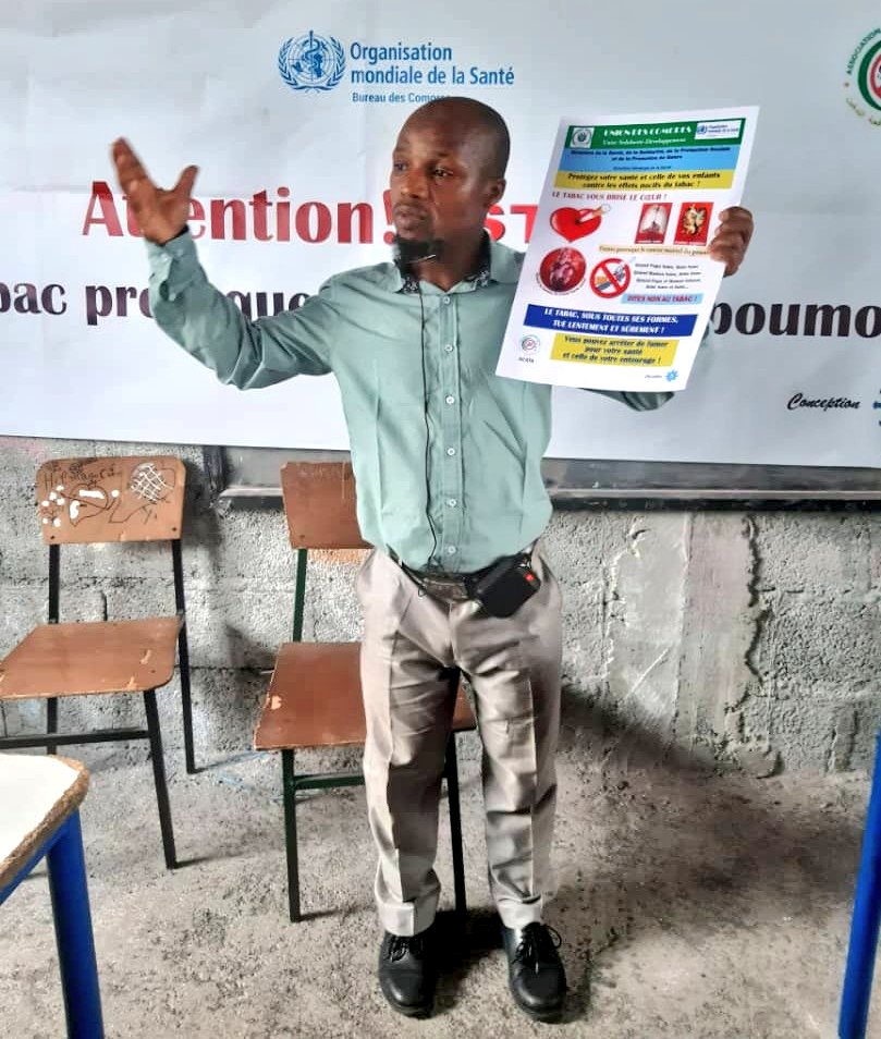 OMSComores's tweet photo. Le 24 octobre 2023, 7 écoles de la région de #Oichili, au centre-est de Ngazidja, ont été sensibilisées sur les #dangers et les effets #nocifs du #tabac sous toutes ses formes. Une initiative de l'ONG #ACATA et de la Direction de la promotion de la Santé avec l'appui @OMSComores https://t.co/J6pDvjUClO