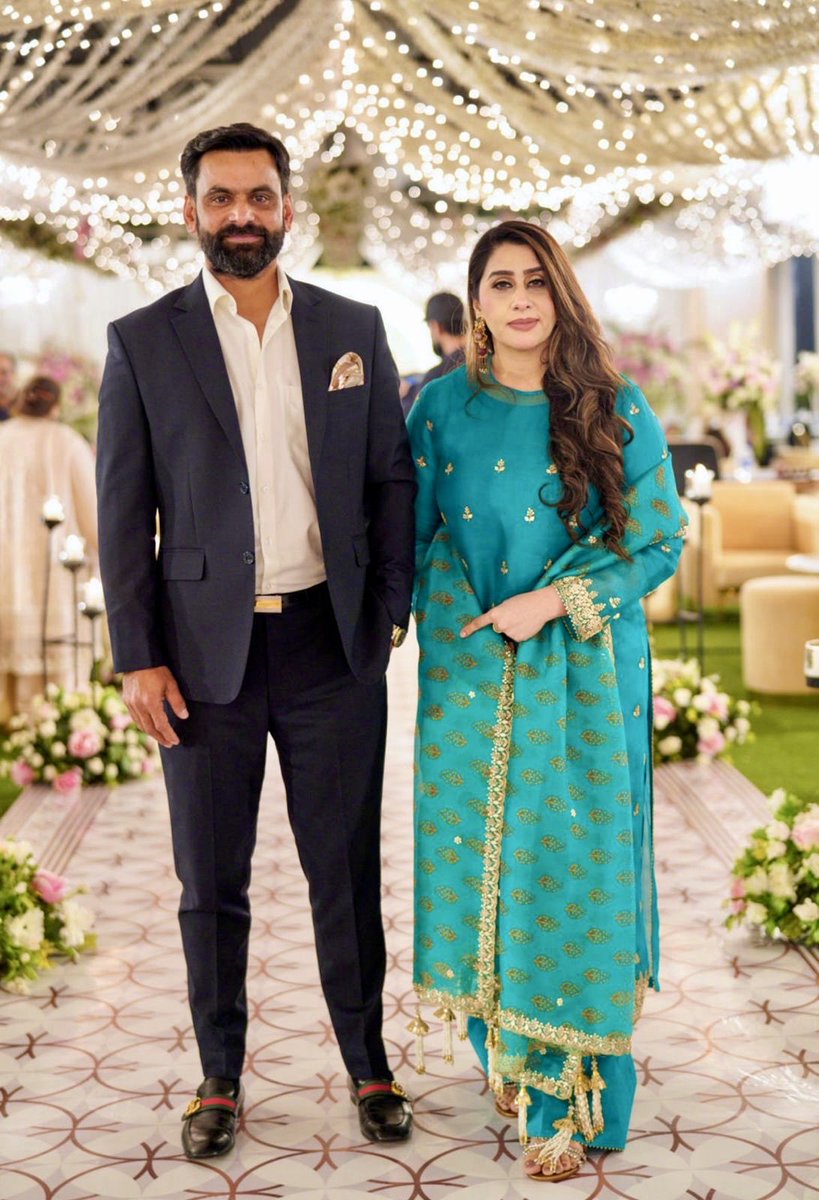 Happy birthday to my wife ⁦@naziahafeez8⁩ stay healthy \u0026 blessed, image size:819x1200